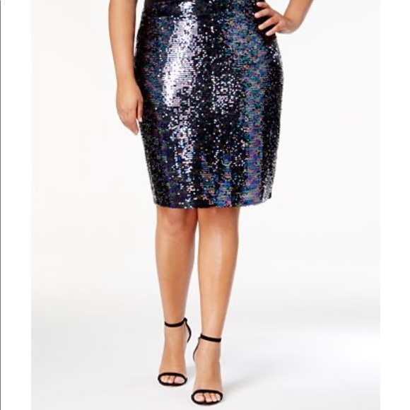 Dresses & Skirts - NWOT Sequin Skirt
